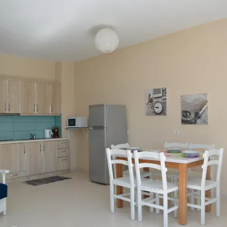 Sunset Penthouse Apartament Saranda